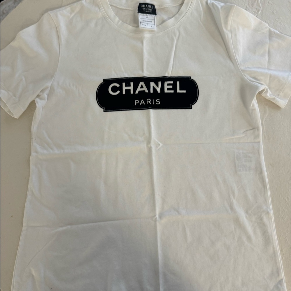Chanel tshirt